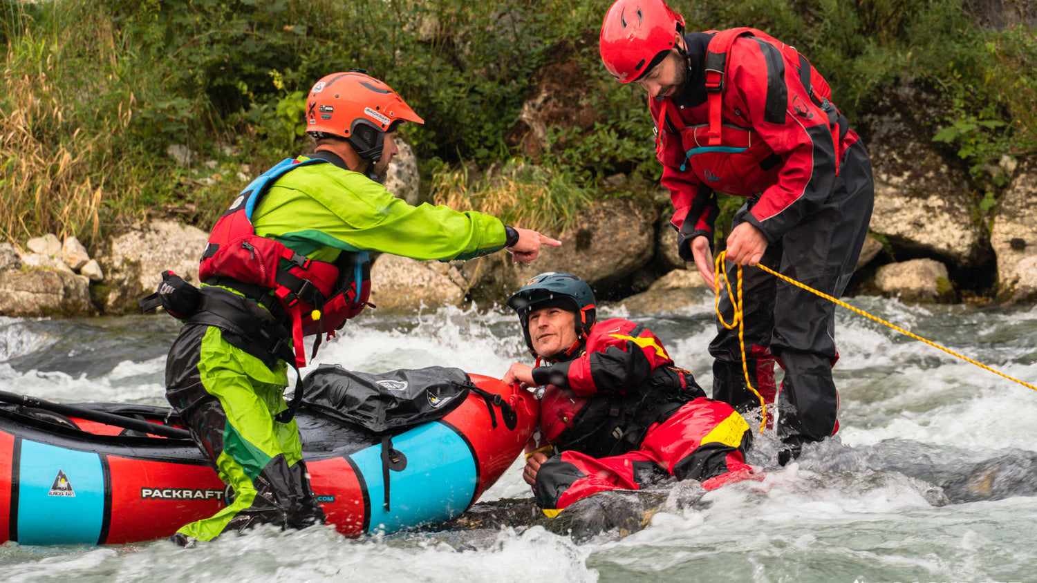 PACKRAFT WHITEWATER SAFETY & RESCUE